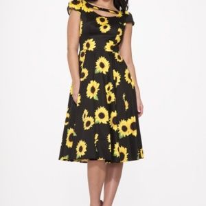 Hearts & Roses Sunflower dress 4